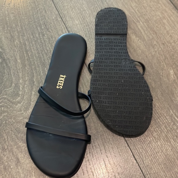 TKEES minimalist slide sandals - Picture 2 of 2
